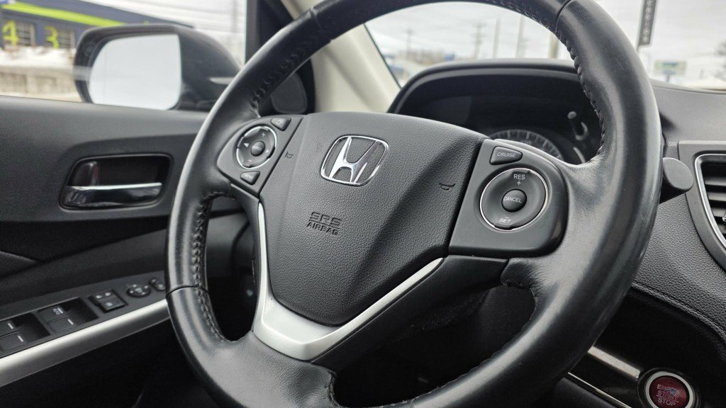 2015 Honda CR-V in Mont-Laurier, Quebec - 22 - w1024h768px