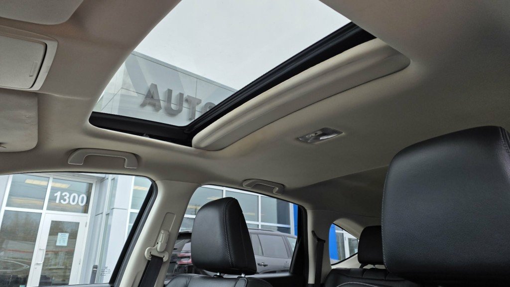 2015 Honda CR-V in Mont-Laurier, Quebec - 19 - w1024h768px