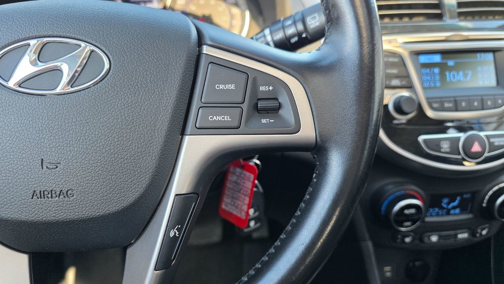 2017 Hyundai Accent in Mont-Laurier, Quebec - 20 - w1024h768px