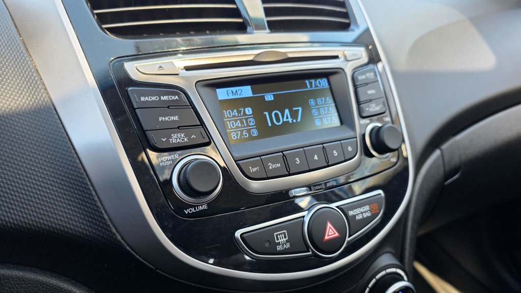 2017 Hyundai Accent in Mont-Laurier, Quebec - 22 - w1024h768px