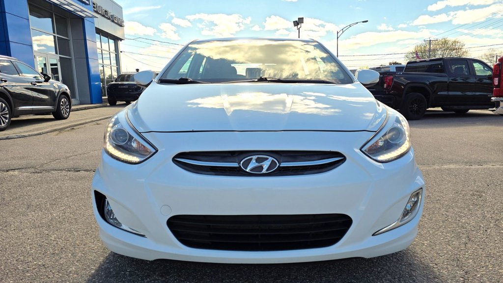 2017 Hyundai Accent in Mont-Laurier, Quebec - 2 - w1024h768px