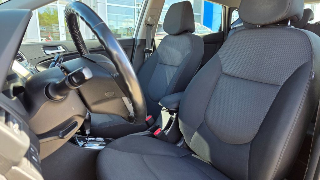 2017 Hyundai Accent in Mont-Laurier, Quebec - 13 - w1024h768px