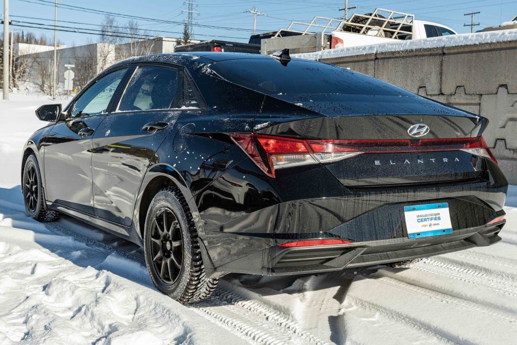 Hyundai Elantra  2022 à Mont-Laurier, Québec - 10 - w1024h768px