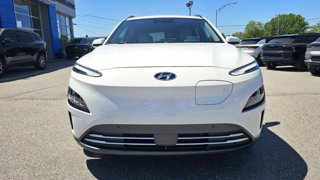 Hyundai Kona  2023 à Mont-Laurier, Québec - 2 - w1024h768px