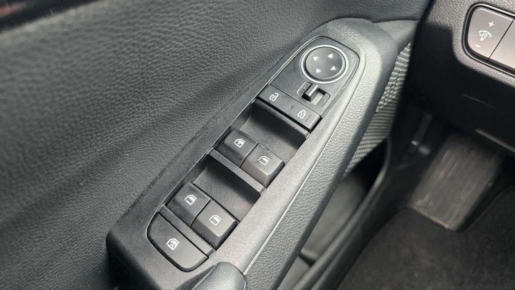 Kia Seltos  2023 à Mont-Laurier, Québec - 24 - w1024h768px