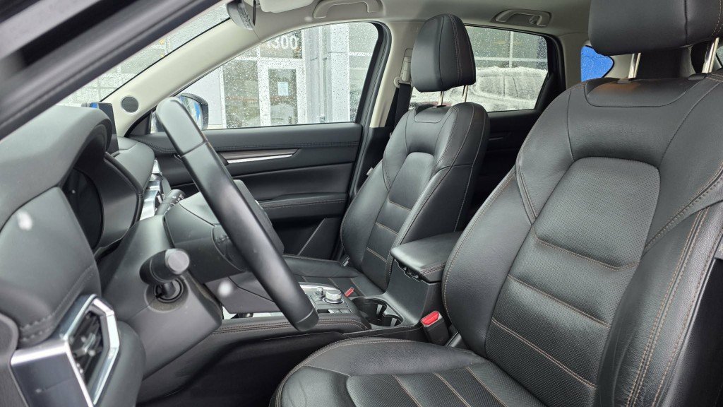 Mazda CX-5  2023 à Mont-Laurier, Québec - 19 - w1024h768px