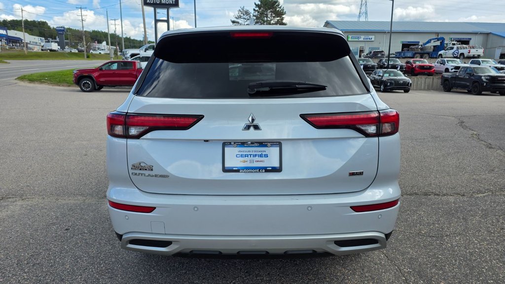 Mitsubishi Outlander  2022 à Mont-Laurier, Québec - 7 - w1024h768px