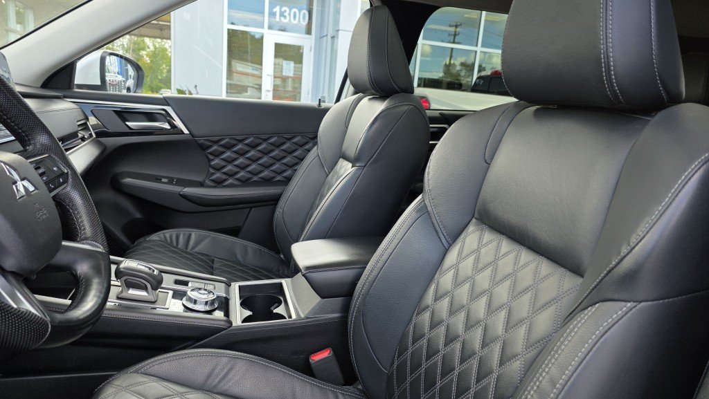 2022 Mitsubishi Outlander in Mont-Laurier, Quebec - 20 - w1024h768px