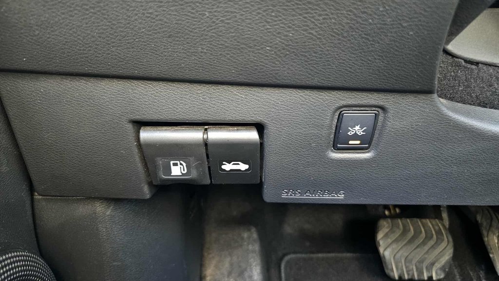 2019 Nissan Kicks in Mont-Laurier, Quebec - 21 - w1024h768px
