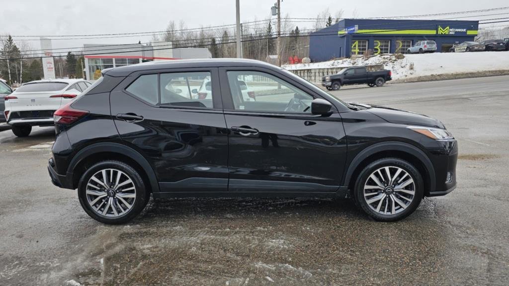 Nissan KICKS  2023 à Mont-Laurier, Québec - 4 - w1024h768px