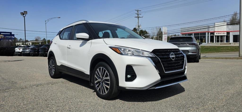Nissan Kicks  2023 à Mont-Laurier, Québec - 3 - w1024h768px