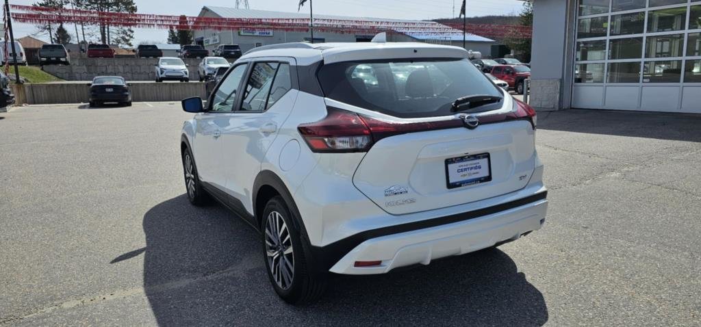 Nissan Kicks  2023 à Mont-Laurier, Québec - 12 - w1024h768px