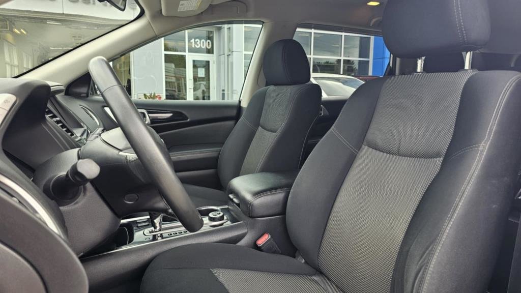 2018 Nissan Pathfinder in Mont-Laurier, Quebec - 20 - w1024h768px