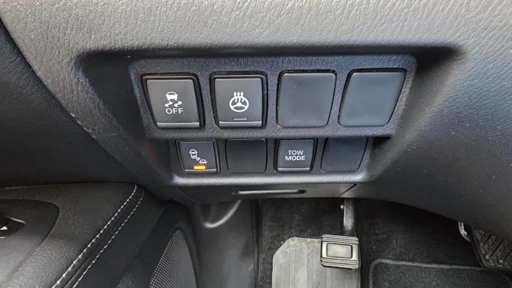 2018 Nissan Pathfinder in Mont-Laurier, Quebec - 25 - w1024h768px