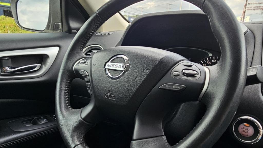 2018 Nissan Pathfinder in Mont-Laurier, Quebec - 23 - w1024h768px
