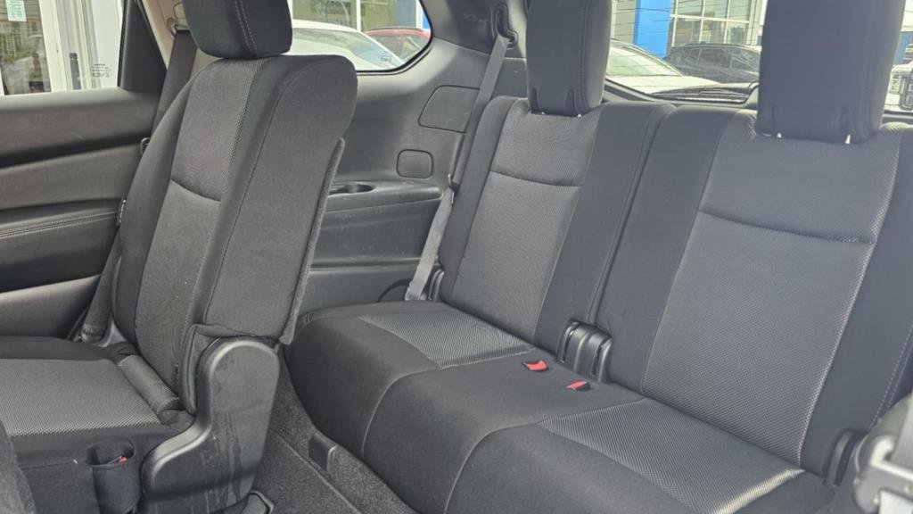 2018 Nissan Pathfinder in Mont-Laurier, Quebec - 19 - w1024h768px