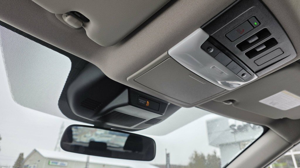 Nissan Rogue  2023 à Mont-Laurier, Québec - 34 - w1024h768px