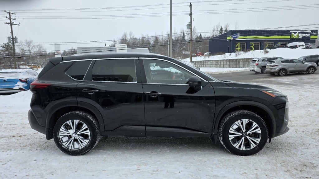 Nissan Rogue  2023 à Mont-Laurier, Québec - 4 - w1024h768px