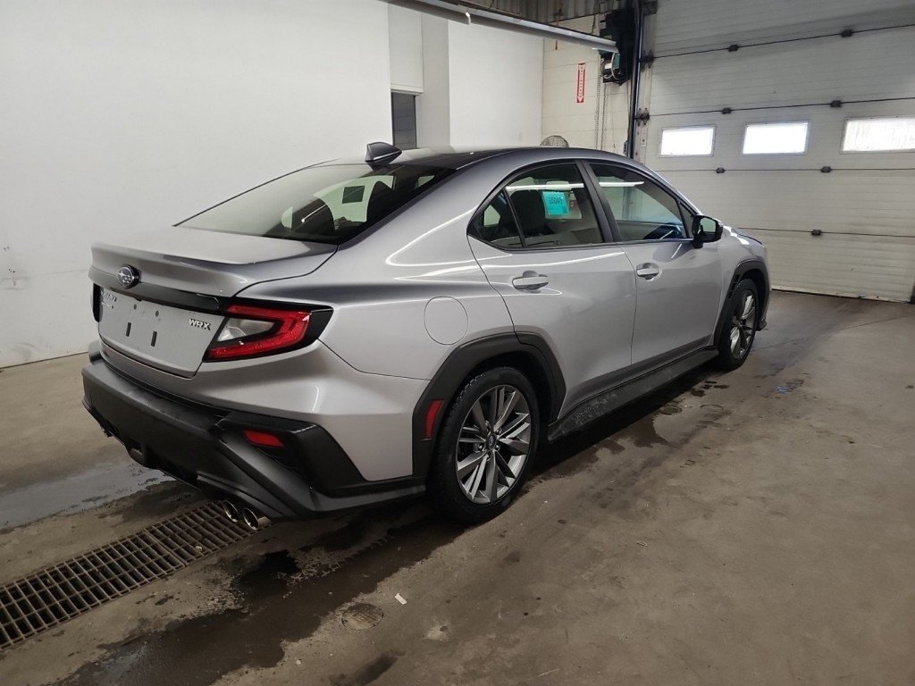 Subaru WRX  2023 à Mont-Laurier, Québec - 2 - w1024h768px
