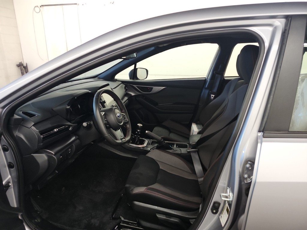 Subaru WRX  2023 à Mont-Laurier, Québec - 3 - w1024h768px