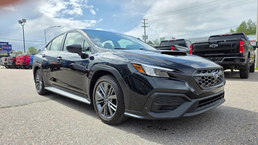 Subaru WRX  2024 à Mont-Laurier, Québec - 3 - w1024h768px