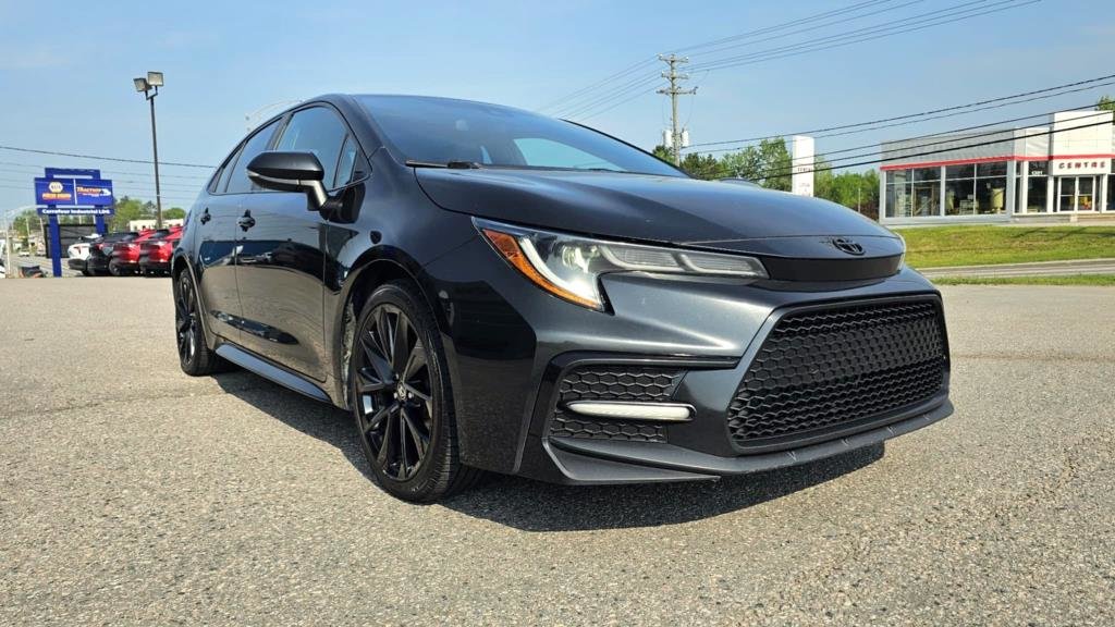 Toyota Corolla  2021 à Mont-Laurier, Québec - 3 - w1024h768px