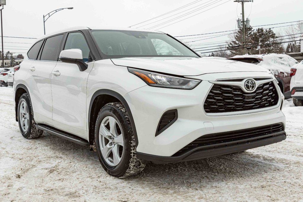 2020 Toyota Highlander in Mont-Laurier, Quebec - 3 - w1024h768px