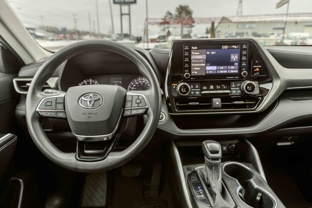 2020 Toyota Highlander in Mont-Laurier, Quebec - 22 - w1024h768px