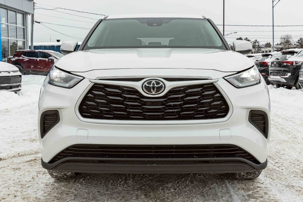 2020 Toyota Highlander in Mont-Laurier, Quebec - 2 - w1024h768px