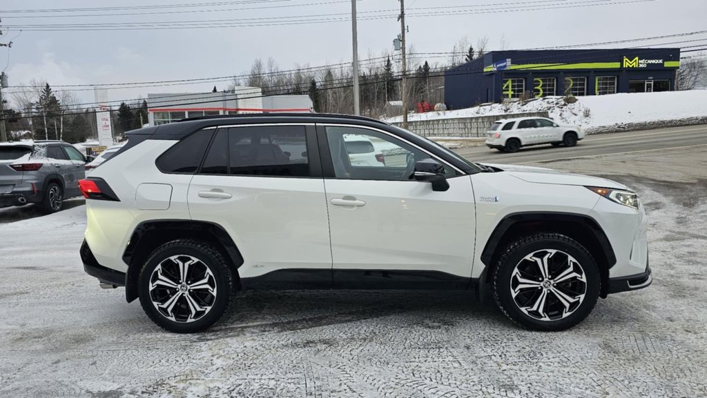 Toyota RAV4  2021 à Mont-Laurier, Québec - 4 - w1024h768px