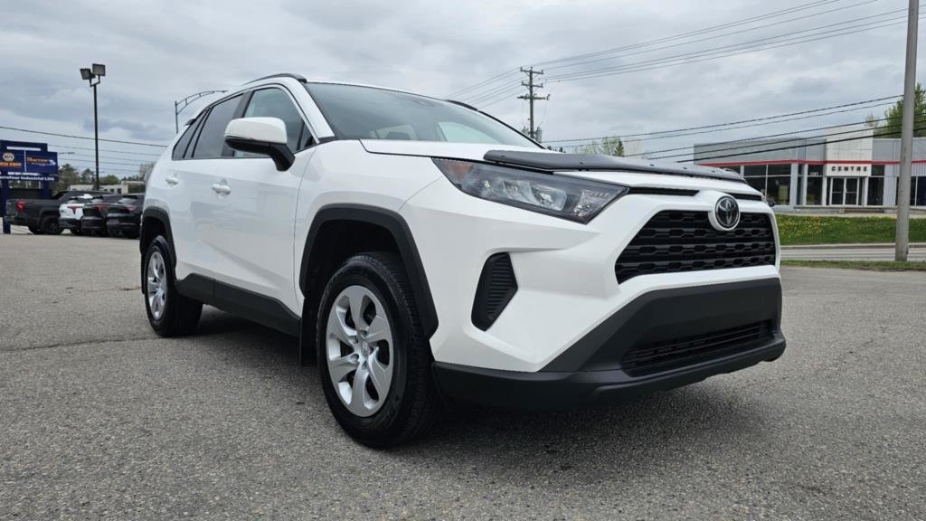 Toyota RAV4  2021 à Mont-Laurier, Québec - 3 - w1024h768px