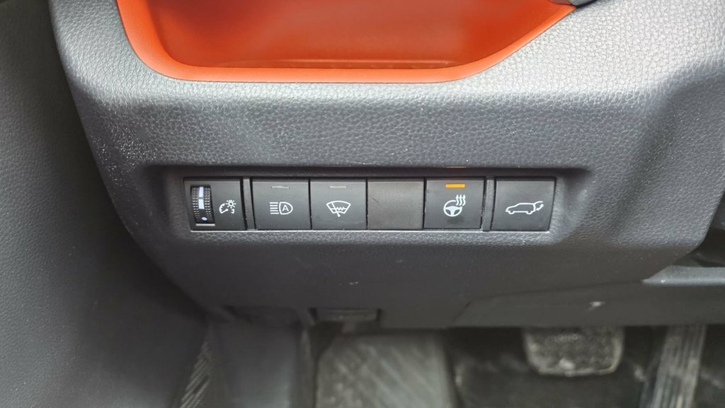 Toyota RAV4  2021 à Mont-Laurier, Québec - 24 - w1024h768px
