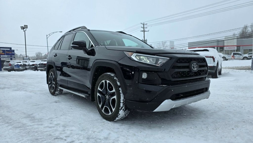 Toyota RAV4  2021 à Mont-Laurier, Québec - 3 - w1024h768px