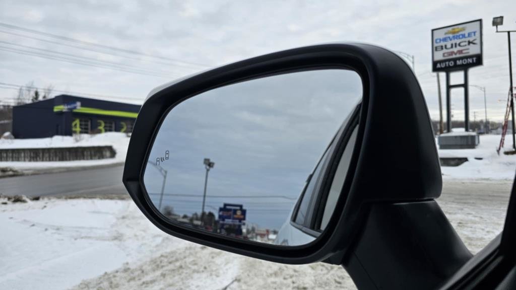 2022 Toyota RAV4 in Mont-Laurier, Quebec - 24 - w1024h768px