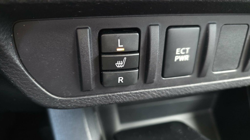 2017 Toyota TACOMA in Mont-Laurier, Quebec - 30 - w1024h768px