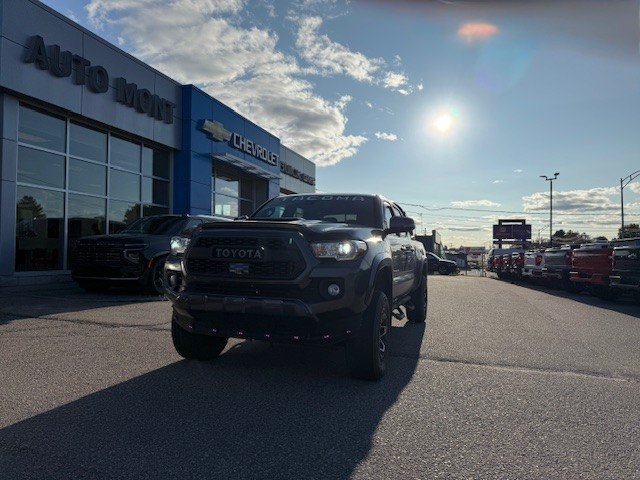 2022 Toyota TACOMA in Mont-Laurier, Quebec - 1 - w1024h768px