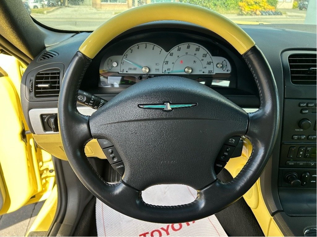 2002 Ford Thunderbird 2DR CONV in Niagara Falls, Ontario - 12 - w1024h768px