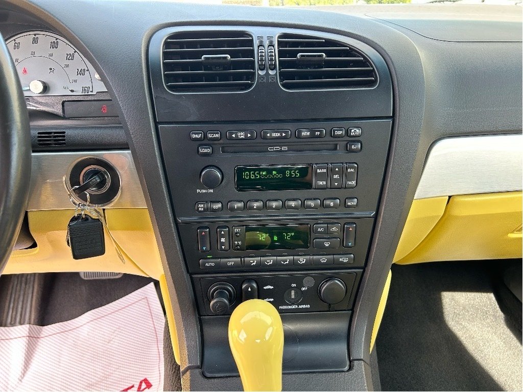 2002 Ford Thunderbird 2DR CONV in Niagara Falls, Ontario - 14 - w1024h768px