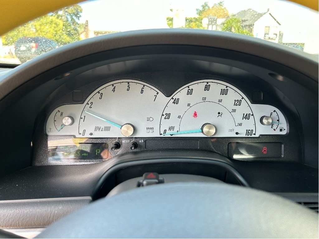 2002 Ford Thunderbird 2DR CONV in Niagara Falls, Ontario - 13 - w1024h768px