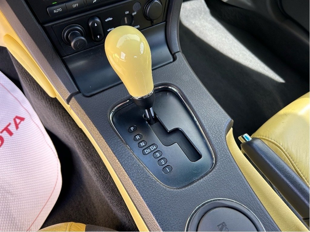 2002 Ford Thunderbird 2DR CONV in Niagara Falls, Ontario - 15 - w1024h768px