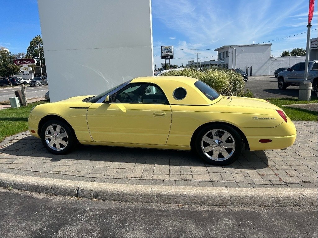 2002 Ford Thunderbird 2DR CONV in Niagara Falls, Ontario - 2 - w1024h768px