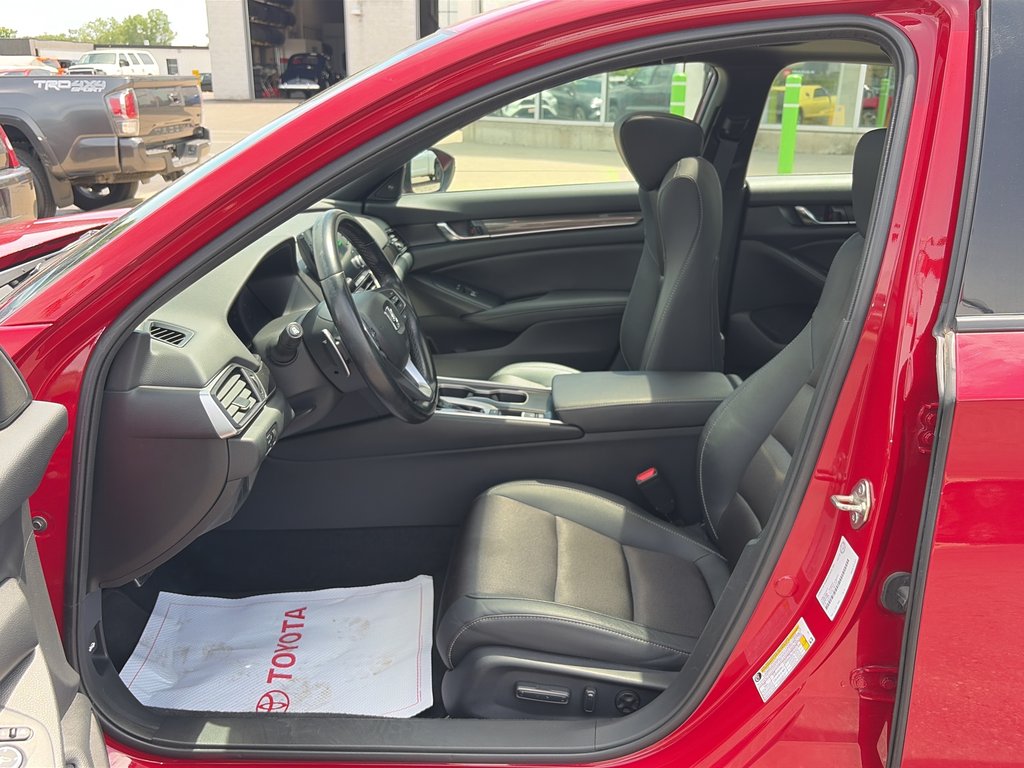 2020 Honda Accord Sedan Sport in Niagara Falls, Ontario - 10 - w1024h768px