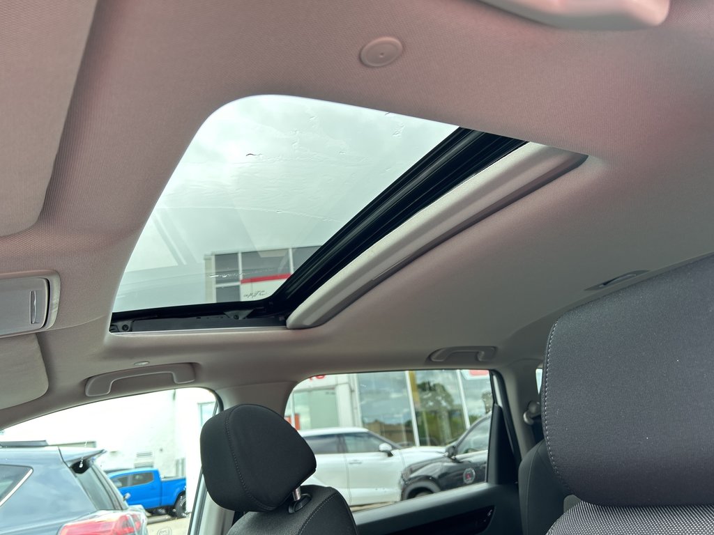 2023 Honda CR-V Sport in Niagara Falls, Ontario - 16 - w1024h768px