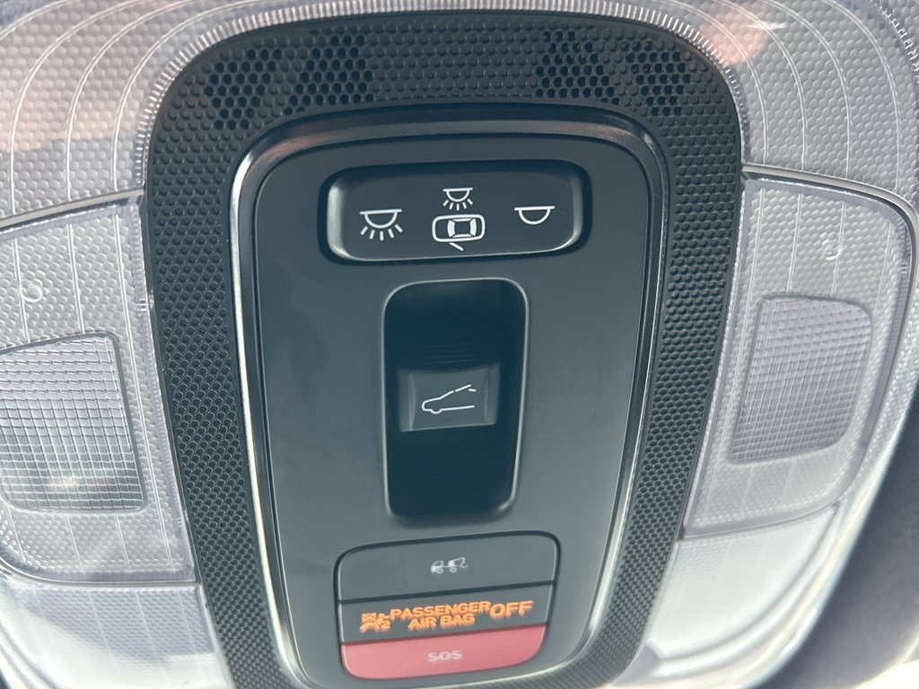 2022 Hyundai Elantra N Line in Niagara Falls, Ontario - 17 - w1024h768px