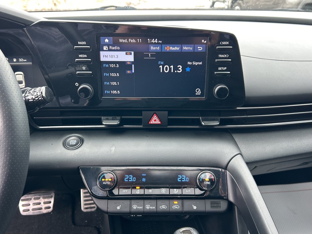 2022 Hyundai Elantra N Line in Niagara Falls, Ontario - 14 - w1024h768px