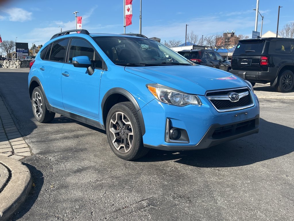 2017  Crosstrek Limited in Niagara Falls, Ontario - 7 - w1024h768px