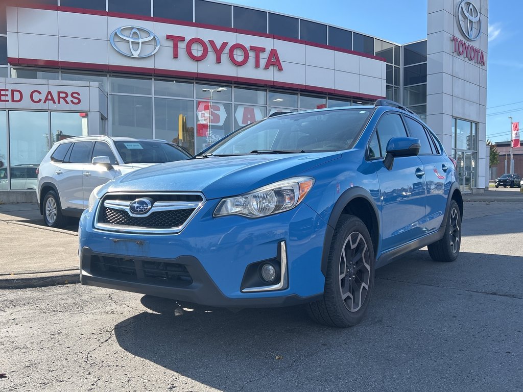 2017  Crosstrek Limited in Niagara Falls, Ontario - 9 - w1024h768px