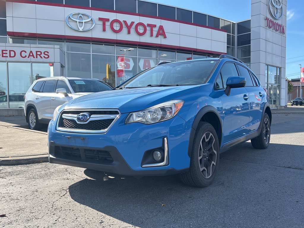 2017  Crosstrek Limited in Niagara Falls, Ontario - 1 - w1024h768px