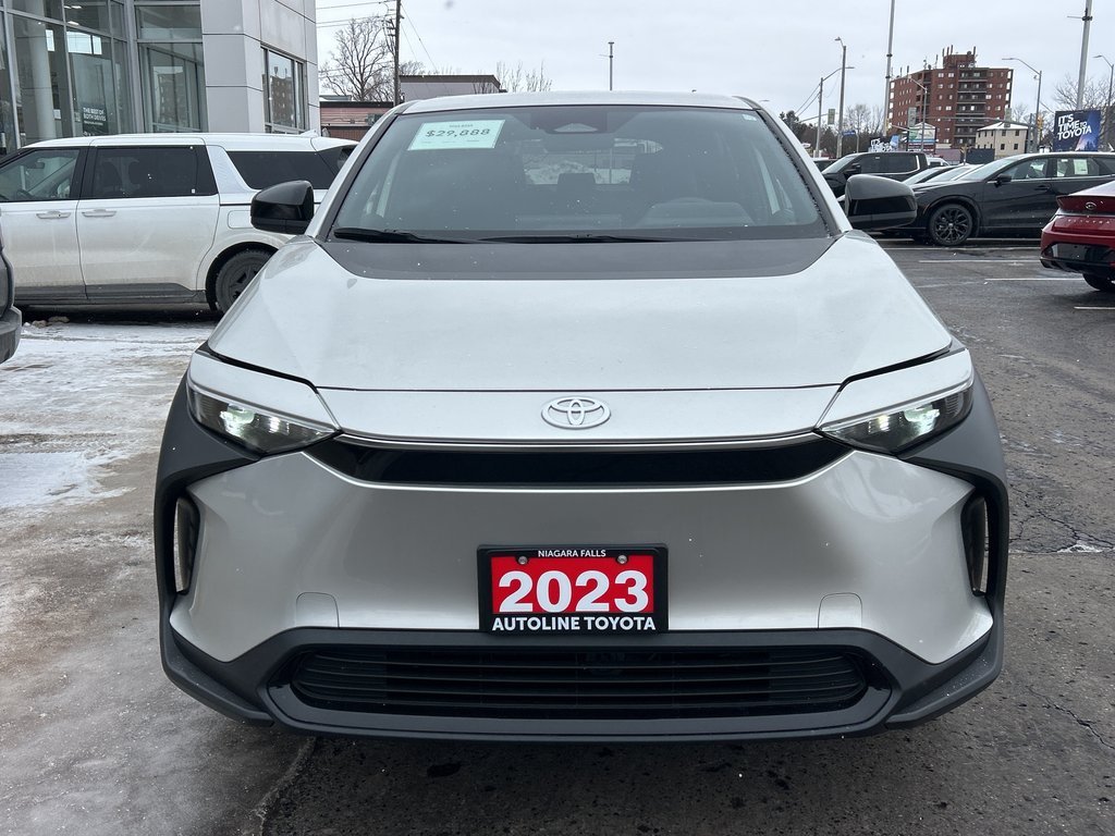 2023 Toyota bZ4X in Niagara Falls, Ontario - 7 - w1024h768px