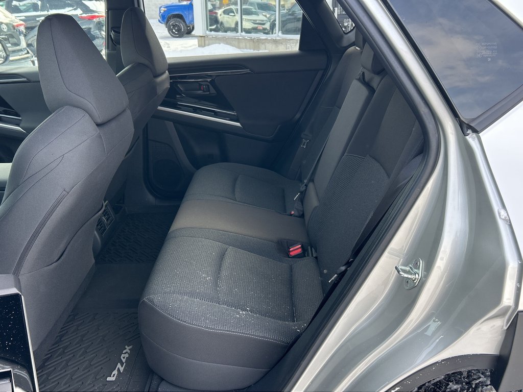 2023 Toyota bZ4X in Niagara Falls, Ontario - 10 - w1024h768px